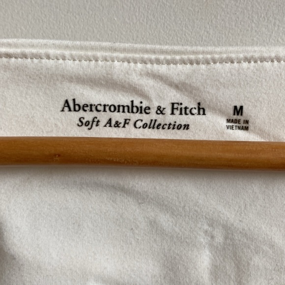 Abercrombie long sleeve. - Picture 3 of 3